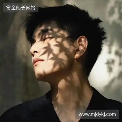 华菁俭